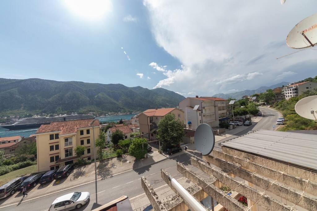 Sailor's Knot - And Amazing Sea View Apartment Kotor
